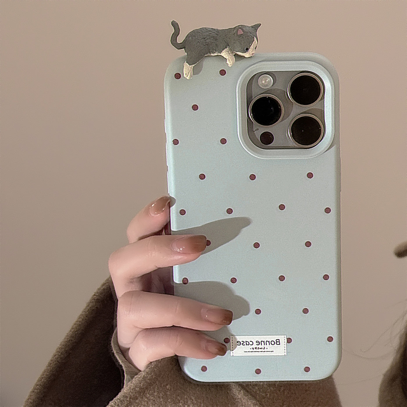 【IPHONE CASE】ねこ 寝るポーズ ドット柄 IPHONE ケース