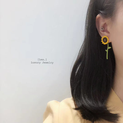 【Earrings】 ひまわりピアス
