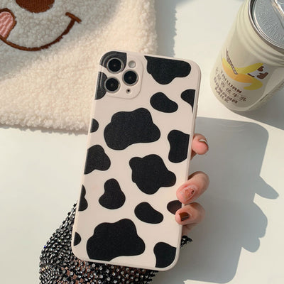 【iPhone Case】かわいい牛柄iPhoneケース