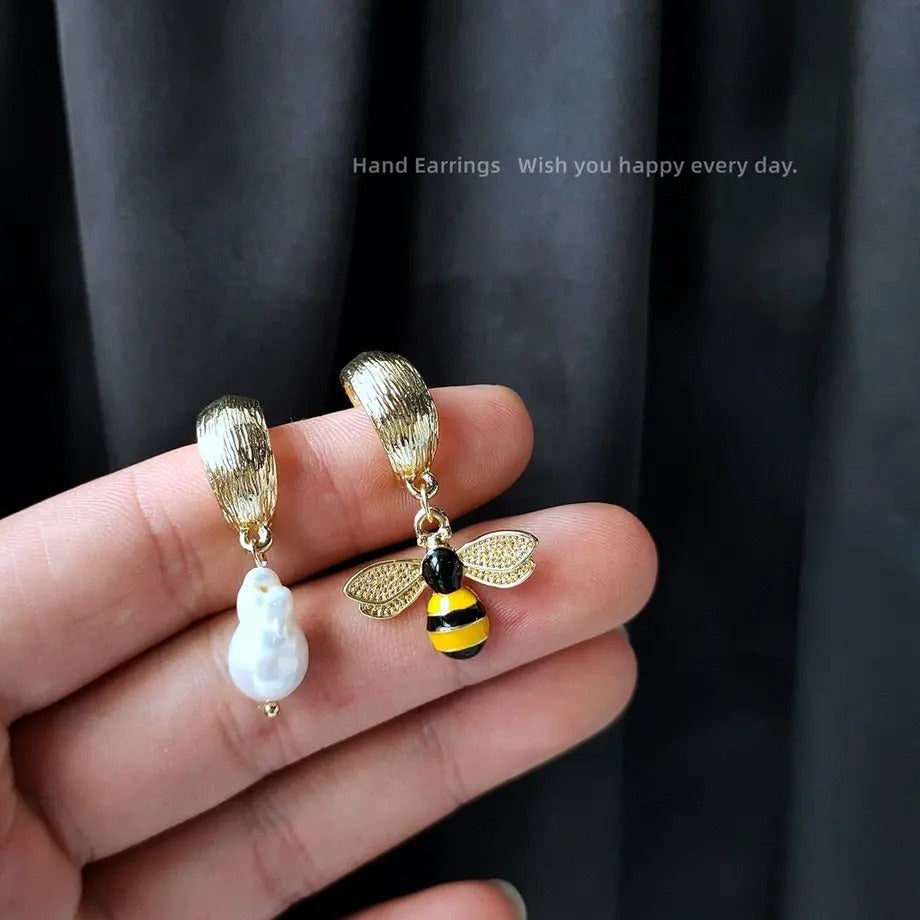 【Earrings】  ハチミツ真珠ピアス
