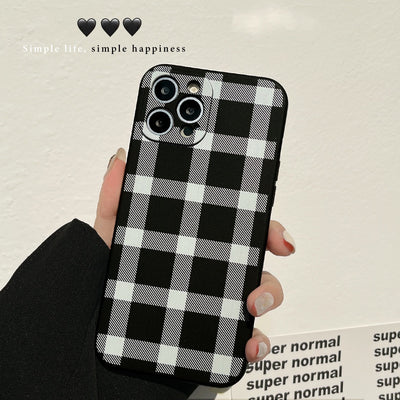 【iPhone Case】クラシックデザインの黒白チェックiPhoneケース