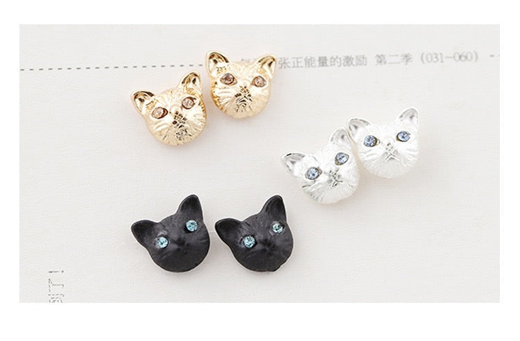 【Earrings】カワイイデザイン猫ちゃんピアス