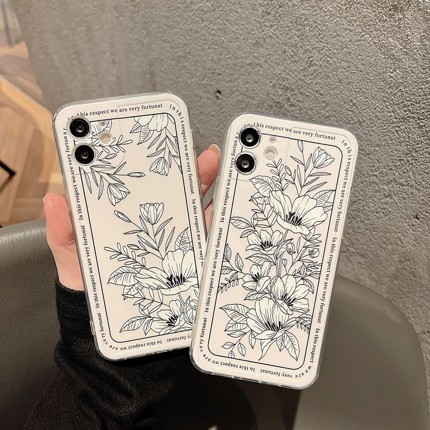 【iPhone Case】個性的な花柄A&BiPhoneケース