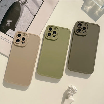 【iPhone Case】シンプル お洒落 12色 韓国 人気 無地カバー カップル iPhoneケース