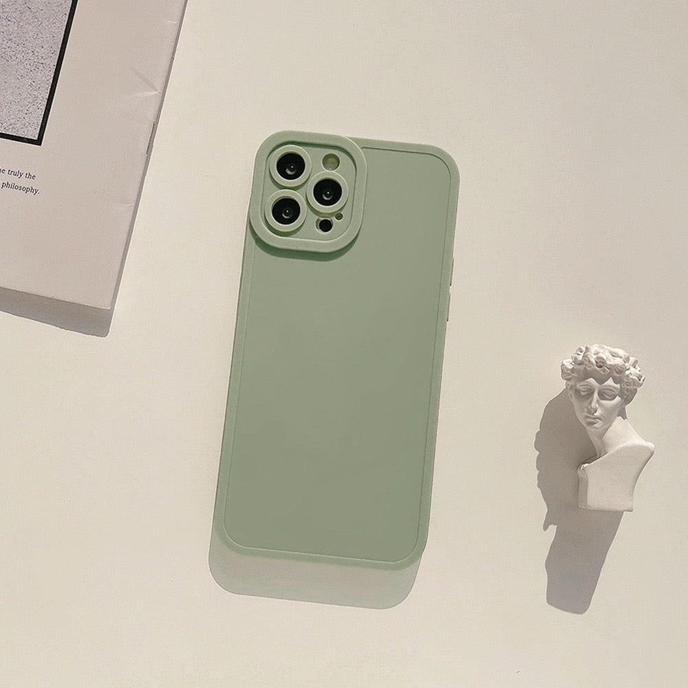 【iPhone Case】シンプル お洒落 12色 韓国 人気 無地カバー カップル iPhoneケース