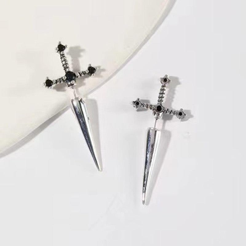 【Earrings】個性 ゴシック剣 レトロ 男女兼用 ピアス