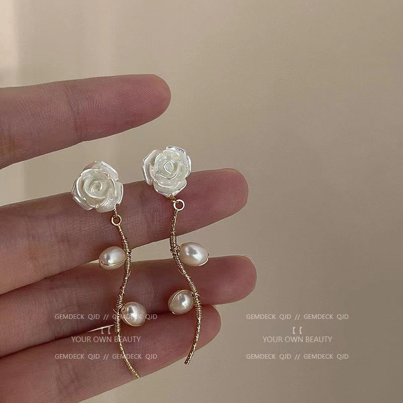 【Earrings】 レトロ レディース 可愛い人気 韓国 お洒落 シンプル ピアス&イヤリング