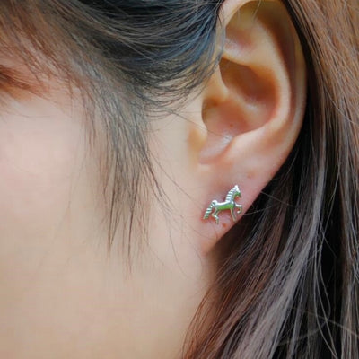 【Earrings】韓国 人気 ポニー うま おしゃれ ピアス