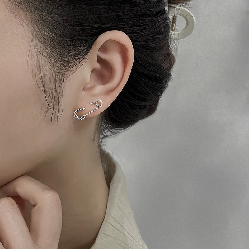 【Earrings】お洒落 ペーパークリップ シルバー ゴールド  カップル ピアス