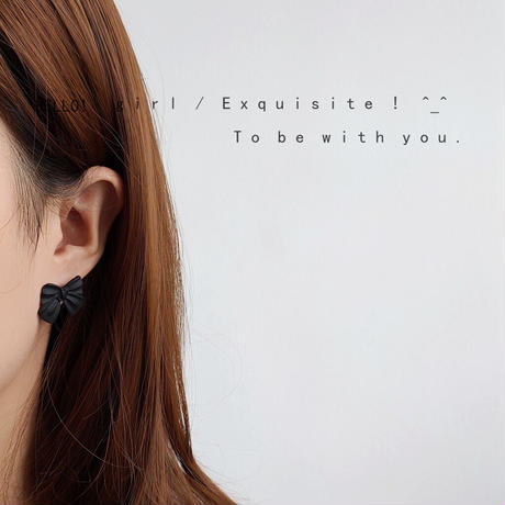 【Earrings】  カワイイリボンピアス